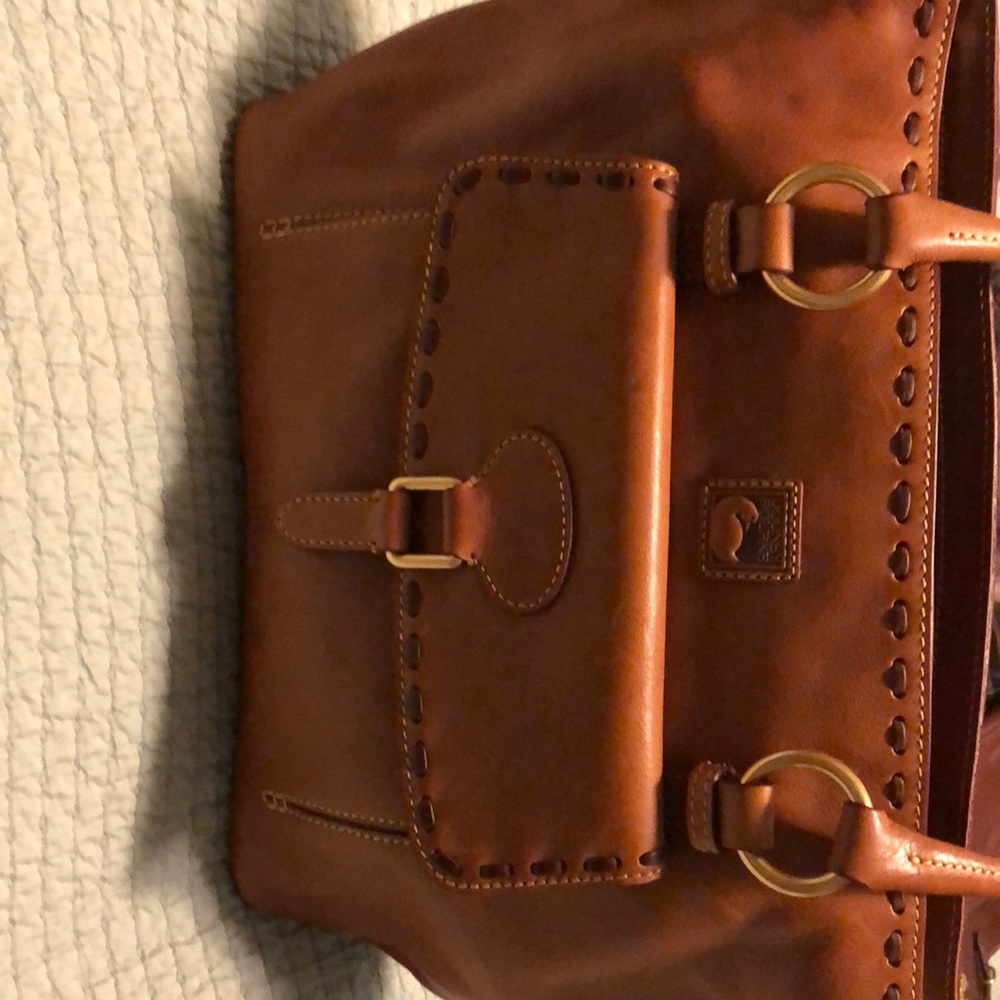 Dooney & Bourke Florentine leather handbag